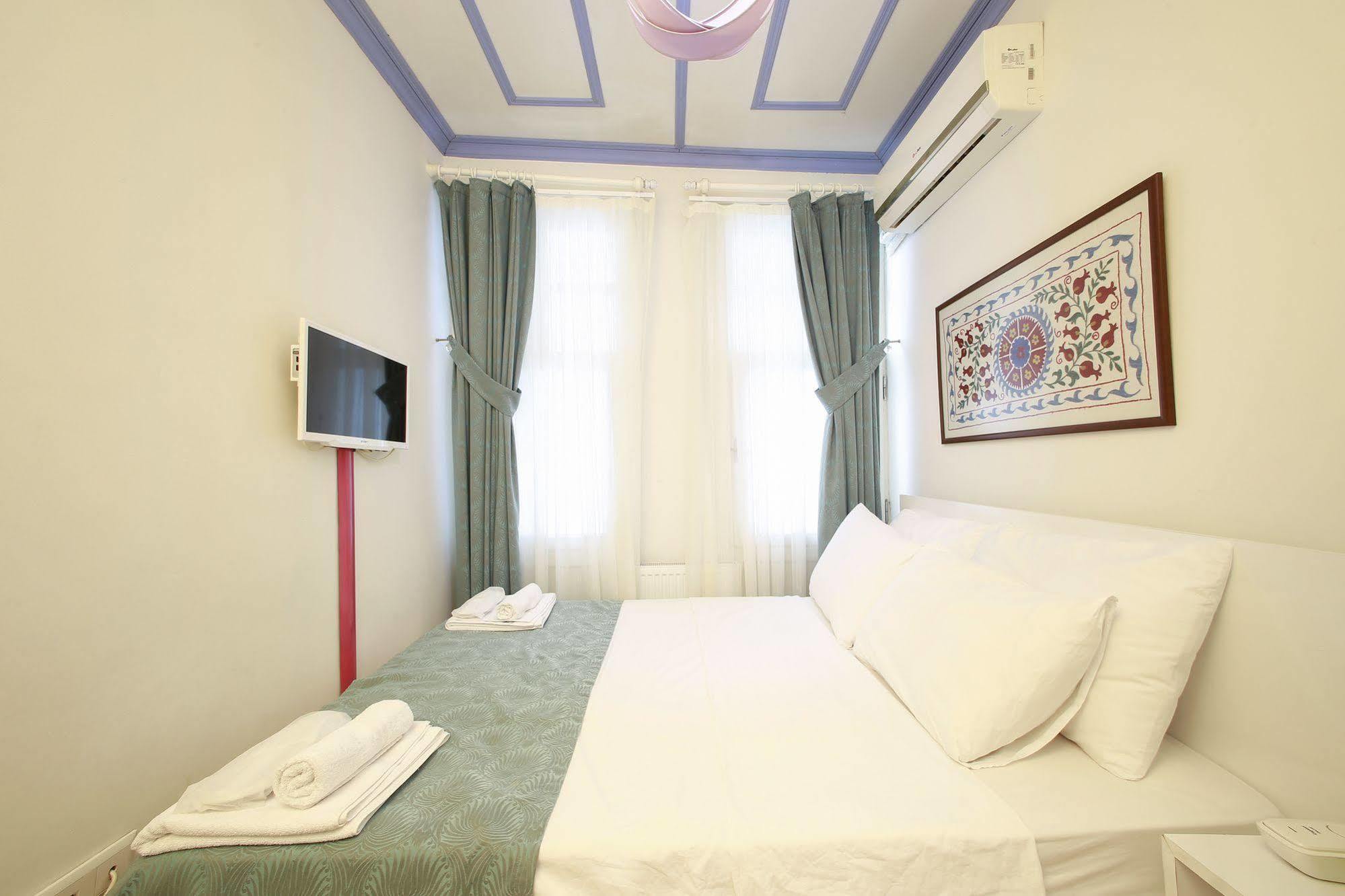 Lale Inn Ortakoey Provincia di Provincia di Istanbul Esterno foto